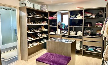 Casa en Venta en Condominio Polo Manquehue / Guay Guay