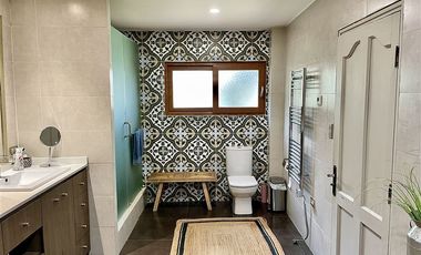 Casa en Venta en Condominio Polo Manquehue / Guay Guay