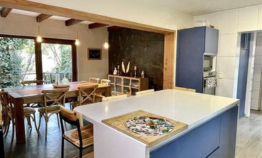 Casa en Venta en Condominio Polo Manquehue / Guay Guay