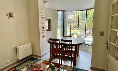 Casa en Venta en Condominio Polo Manquehue / Guay Guay