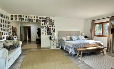 Casa en Venta en Condominio Polo Manquehue / Guay Guay