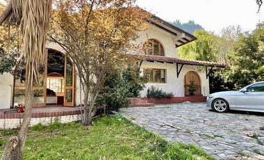 Casa en Venta en El Arrayán / Hansel y Gretel