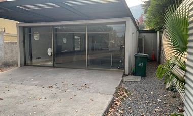 Local Comercial en Venta en Av. Las Condes / Valle Alegre