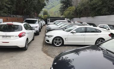 Local Comercial en Venta en Av. Las Condes / Valle Alegre