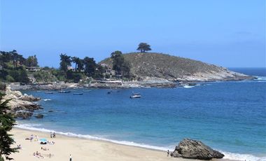 Casa en Venta en Frente a la playa de Zapallar