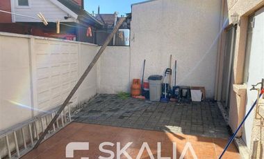 Casa en Venta en Casa exterior de pasaje cerrado