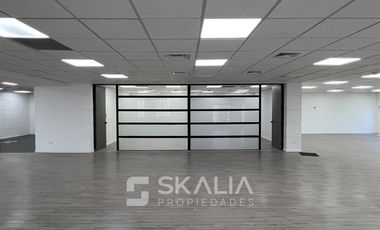 Oficina en Arriendo en Edificio el Bosque norte 177