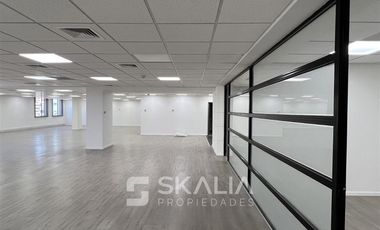 Oficina en Arriendo en Edificio el Bosque norte 177