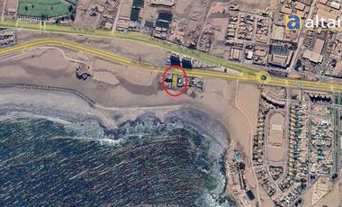 Sitio en Venta en Playa Huayquique (Avda. Arturo Prat)