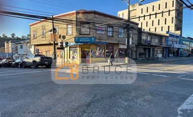 Local Comercial en Venta en Los Carrera 1102