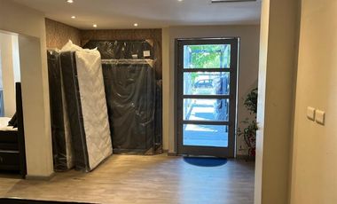 Local Comercial en Arriendo en Luis Pasteur / Los Gomeros