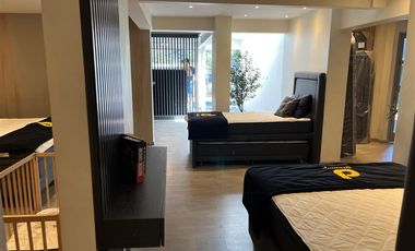 Local Comercial en Arriendo en Luis Pasteur / Los Gomeros