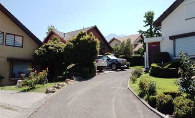 Casa en Venta en ALTO MACUL