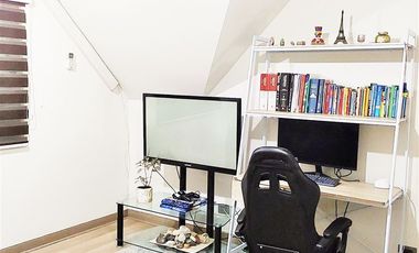 Casa en Venta en Macul Alto con Avda. Las Araucarias