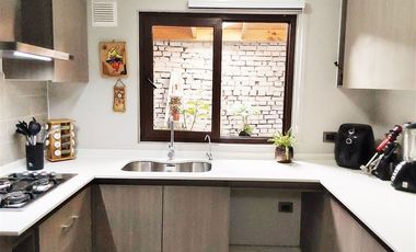 Casa en Venta en Macul Alto con Avda. Las Araucarias