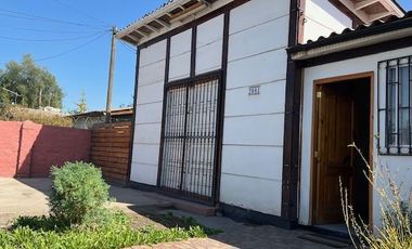 Casa en Venta en camino a melipilla con el manzano