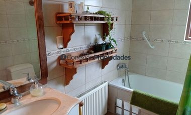 Casa en Venta en VENTA GRAN CASA, PARCELACIÓN LOS VOLCANES, LLANQUIHUE.