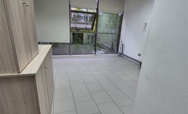 Oficina en Venta en Bulnes 280