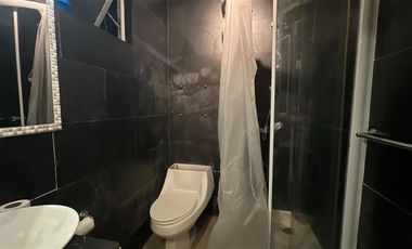 Oficina en Venta en Embajador Doussinague / Los Cobres de Vitacura