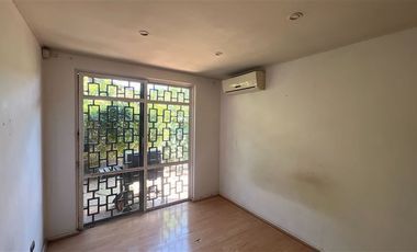 Oficina en Venta en Embajador Doussinague / Los Cobres de Vitacura