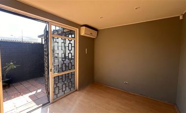 Oficina en Venta en Embajador Doussinague / Los Cobres de Vitacura