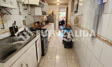 Casa en Venta en Escuela Agrícola, Marathon