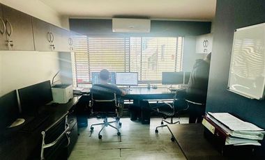 Oficina en Venta en Av. Providencia - Metro P. de Valdivia