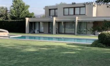 Casa en Venta en CAMINO EL ALGARROBO