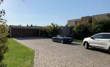 Casa en Venta en CAMINO EL ALGARROBO