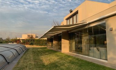 Casa en Venta en CAMINO EL ALGARROBO