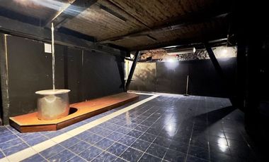 Local Comercial en Arriendo en Av. Vitacura / La llavería