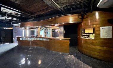 Local Comercial en Arriendo en Av. Vitacura / La llavería