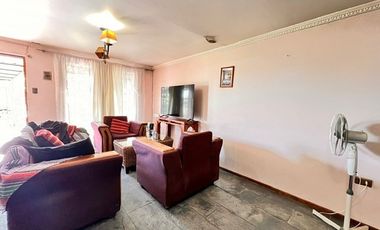 Casa en Venta en lo ovalle con avenida haydn