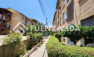 Departamento en Venta en Alvaro Casanova/Grecia