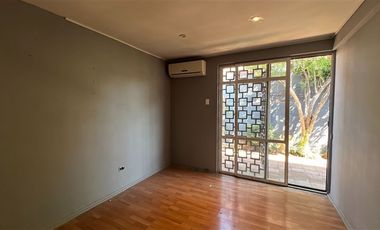 Local Comercial en Venta en Embajador Doussinague / Los Cobres de Vitacura