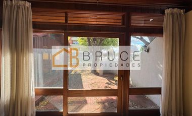 Casa en Arriendo en Casanova 899