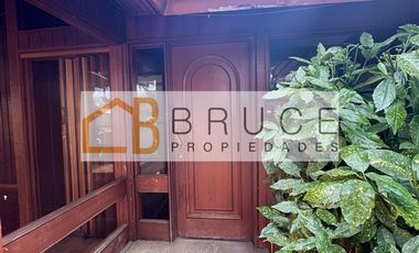 Casa en Arriendo en Casanova 899