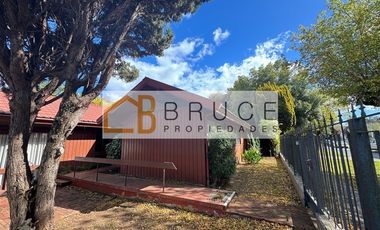 Casa en Arriendo en Casanova 899