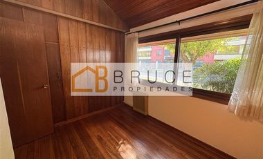 Casa en Arriendo en Casanova 899