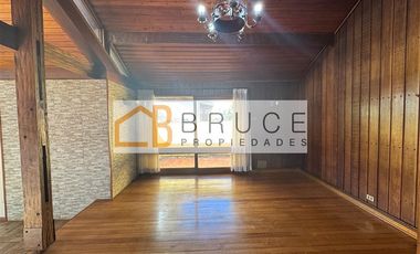 Casa en Arriendo en Casanova 899