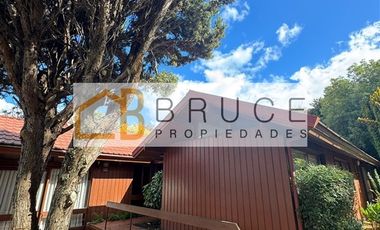 Casa en Arriendo en Casanova 899