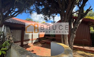 Casa en Arriendo en Casanova 899