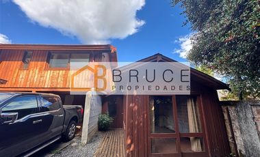 Casa en Arriendo en Casanova 899