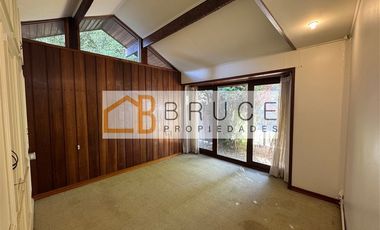 Casa en Arriendo en Casanova 899