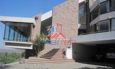 Casa en Arriendo en Santa Maria de Manquehue