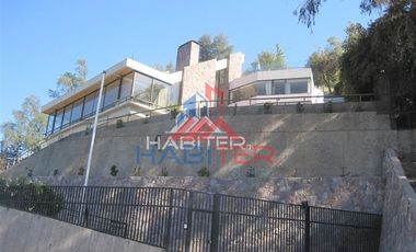 Casa en Arriendo en Santa Maria de Manquehue