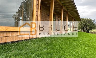 Casa en Arriendo en Ruta U 55 km 15