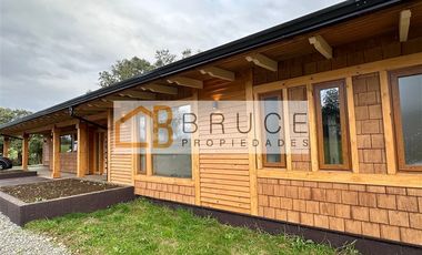 Casa en Arriendo en Ruta U 55 km 15