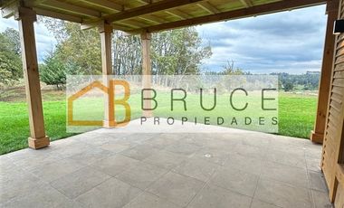 Casa en Arriendo en Ruta U 55 km 15