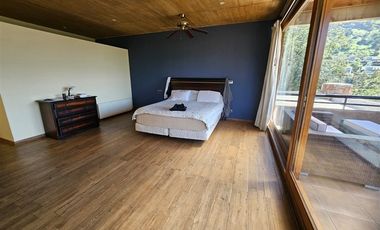 Casa en Venta en Punta de aguila 4445